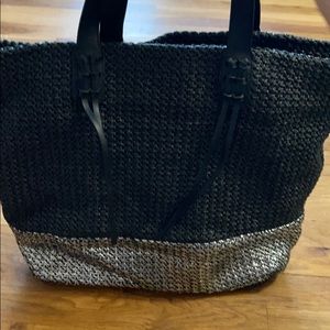 Straw beach bag with metallic detail